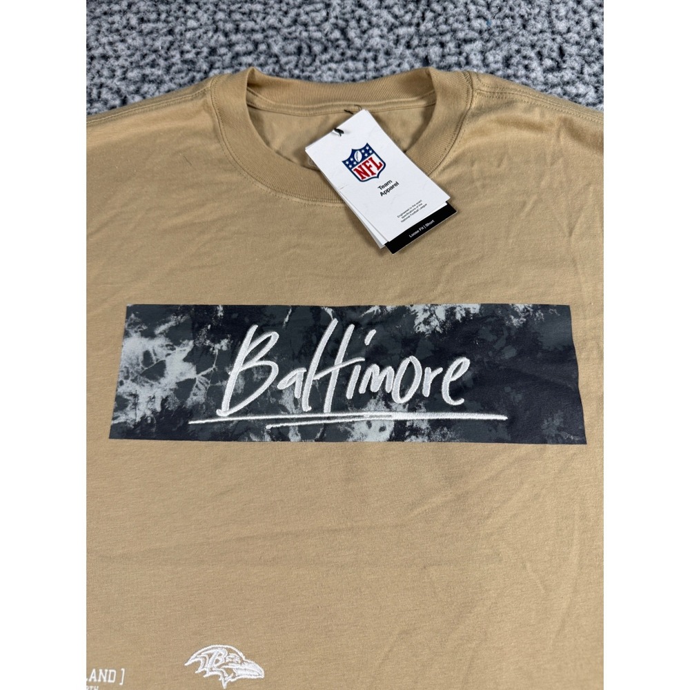 Nike Baltimore Ravens NFL Mens Tan Embroidered Graphic T Shirt Size S NWT - Picture 1 of 11